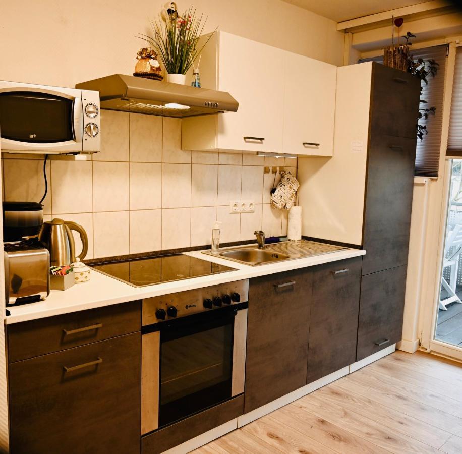 Holiday Home Cologne With Balkon - Near Koelnmesse - Temporary Living- Colónia Exterior foto