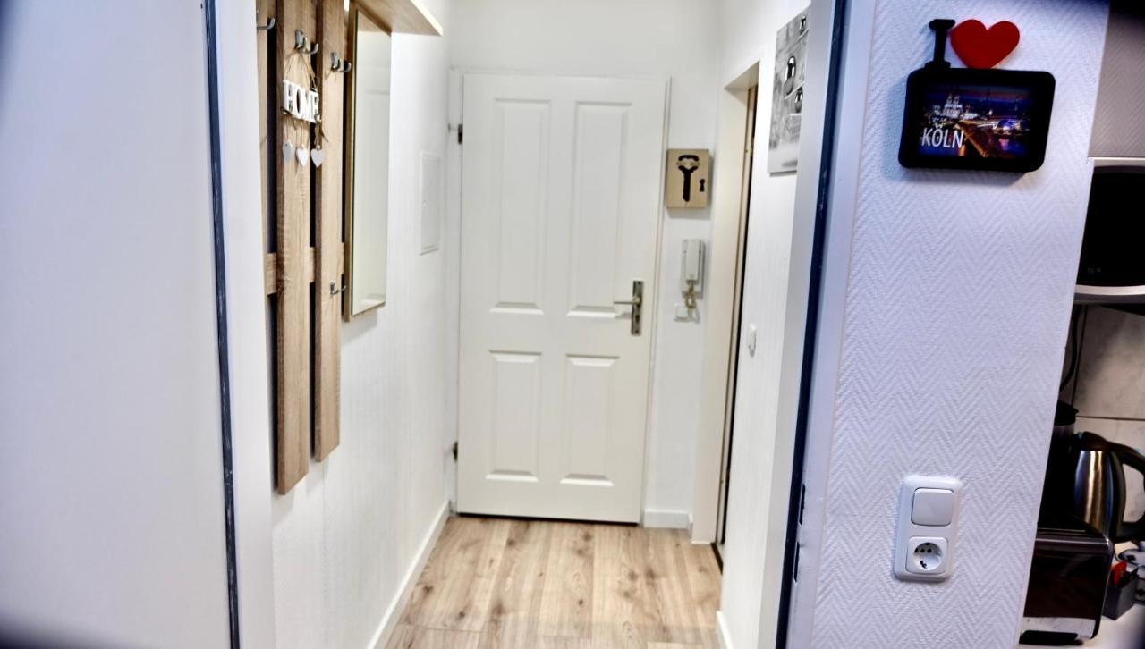 Holiday Home Cologne With Balkon - Near Koelnmesse - Temporary Living- Colónia Exterior foto